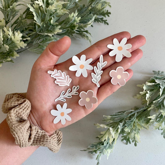 Cute Pastel Tiny Sticker Pack, Waterproof Floral Mini Daisy Sticker Pack, Earthy Cottagecore Water Bottle Stickers